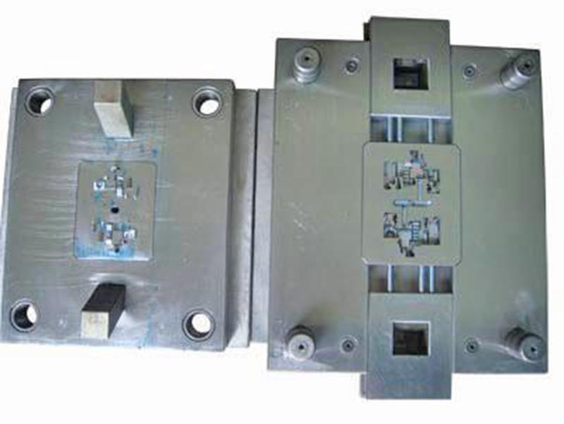 永定精密塑料模-01